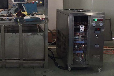 風(fēng)冷式冷水機組風(fēng)扇不運行是什么原因？